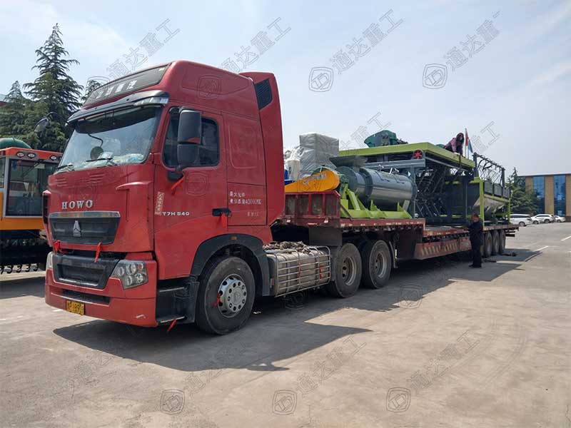 有機(jī)肥生產(chǎn)線(xiàn)設(shè)備裝車(chē)完畢，即將發(fā)往安徽安慶